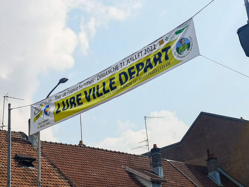 Bâche traversée de rue